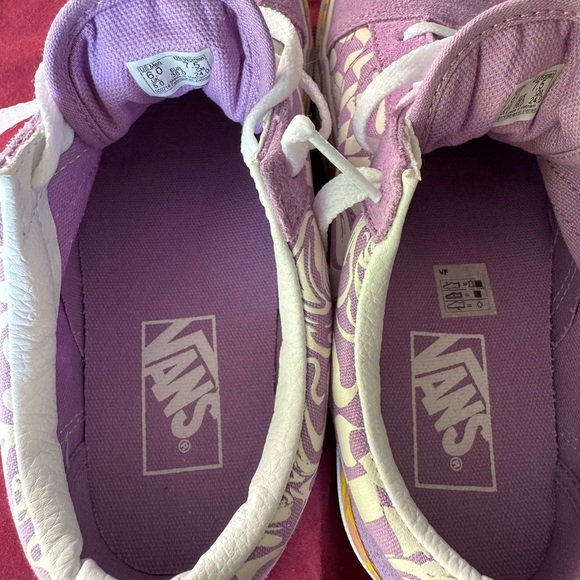 Women’s Vans, size 7.5, Old Skool Stacked Wavy Gravy, Lavender - Picture 5 of 11